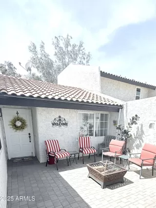 Photo #4: 6844365 Listing 