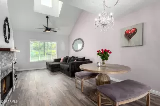 Photo #2: 6844524 Listing