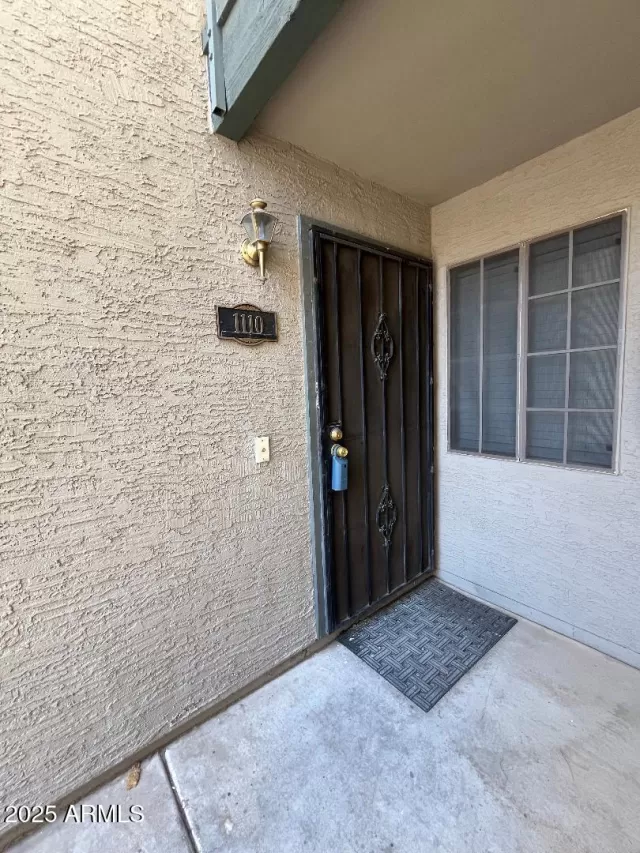 MLS: 6844681 Condo For Sale