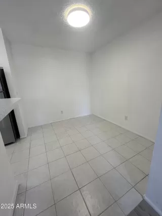 Photo #2: 6844681 Listing 