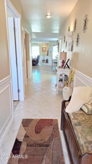 Photo #2: 6844726 Listing 