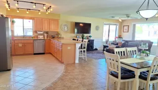 Photo #3: 6844726 Listing 