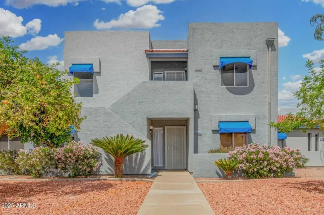 MLS: 6844750 Condo For Sale