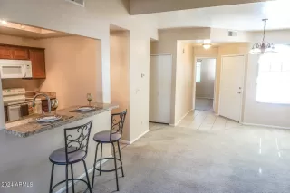 Photo #5: 6844756 Listing 