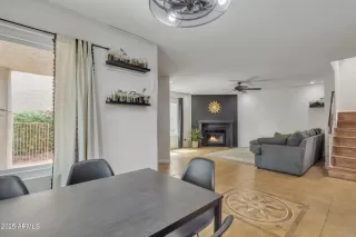 Photo #6: 6844767 Listing 