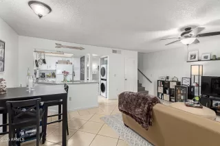 Photo #5: 6844831 Listing 