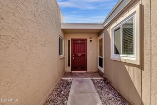 Photo #2: 6845526 Listing 