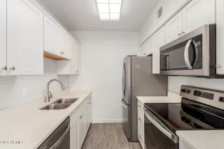 Photo #3: 6845909 Listing 