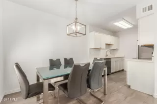 Photo #4: 6845909 Listing 