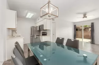 Photo #6: 6845909 Listing 