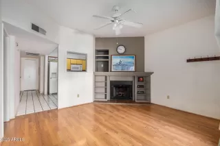 Photo #3: 6846194 Listing 