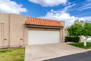 Photo #1: 6846236 Listing 