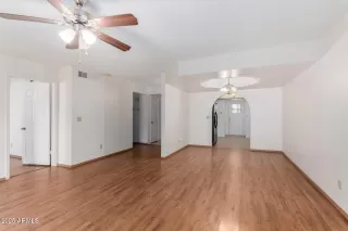 Photo #5: 6846236 Listing 