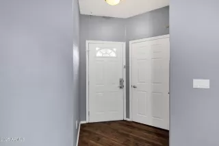 Photo #4: 6846283 Listing 