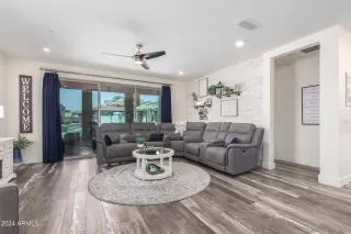 Photo #3: 6846320 Listing 