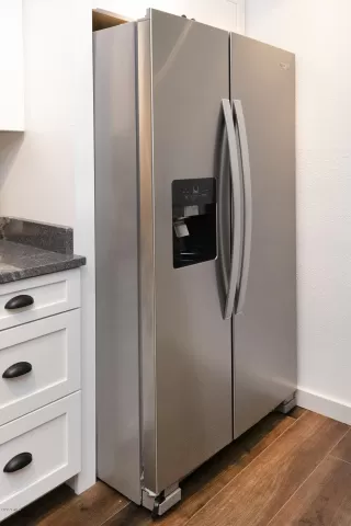 Photo #5: 6846436 Listing 