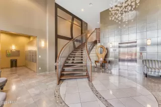 Photo #2: 6846458 Listing