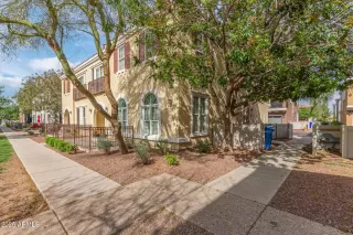 Photo #2: 6846825 Listing