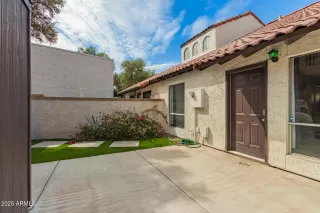 Photo #3: 6846846 Listing 