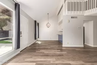 Photo #6: 6846846 Listing 