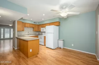 Photo #3: 6846868 Listing 