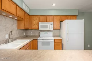 Photo #5: 6846868 Listing 