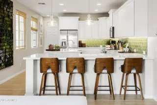 Photo #2: 6846875 Listing