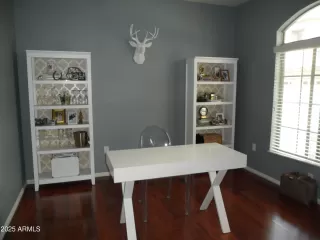 Photo #3: 6846926 Listing