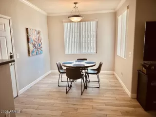 Photo #5: 6847027 Listing