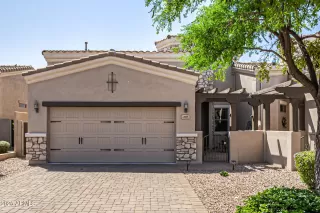 Photo #1: 6847129 Listing 