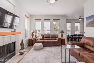 Photo #3: 6847228 Listing 