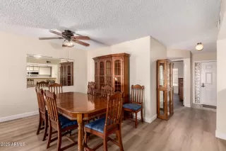 Photo #5: 6847364 Listing