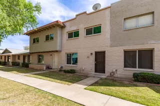 Photo #2: 6847451 Listing