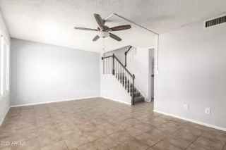 Photo #3: 6847451 Listing