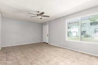 Photo #5: 6847451 Listing