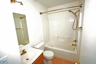 Photo #3: 6847458 Listing 