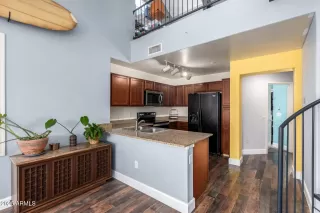 Photo #2: 6847942 Listing 