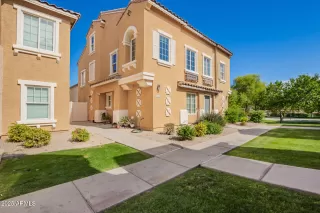 Photo #3: 6847942 Listing 