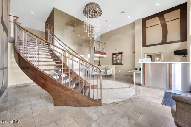 MLS: 6848167 Condo For Sale