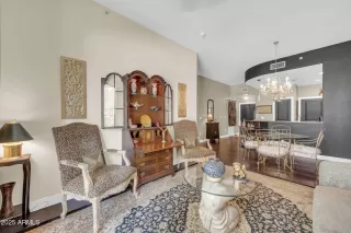 Photo #2: 6848167 Listing