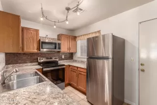 Photo #5: 6848228 Listing 