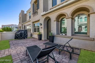 Photo #2: 6848253 Listing