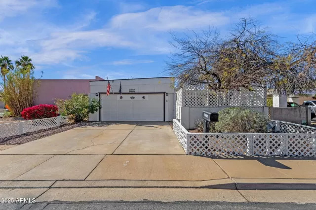 MLS: 6848494 Condo For Sale