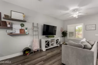 Photo #3: 6848716 Listing 