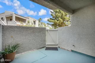 Photo #4: 6848880 Listing 