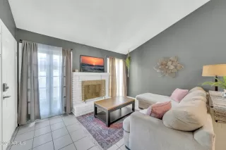 Photo #1: 6848895 Listing