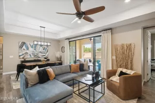 Photo #2: 6848896 Listing