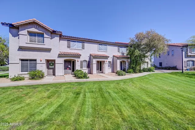 MLS: 6848939 Condo For Sale