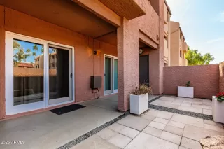 Photo #2: 6848950 Listing 