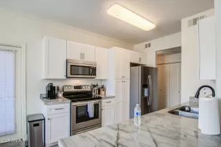 Photo #3: 6849336 Listing